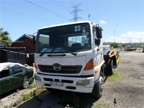 HINO 500 2004 WITH TRAILER 2006