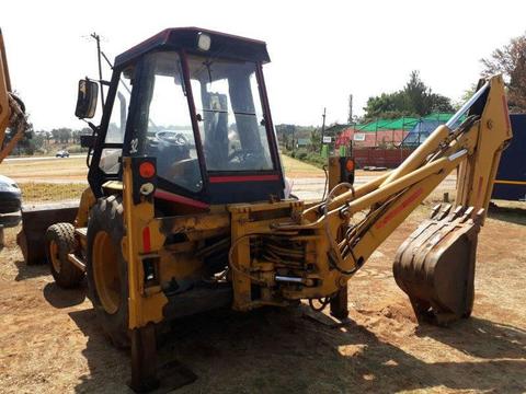 cat 428B tlb 4x2