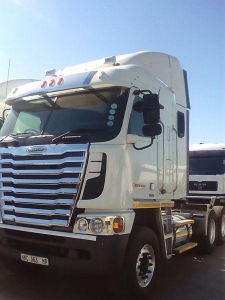 ISX 500 Freightliner trucks on special price