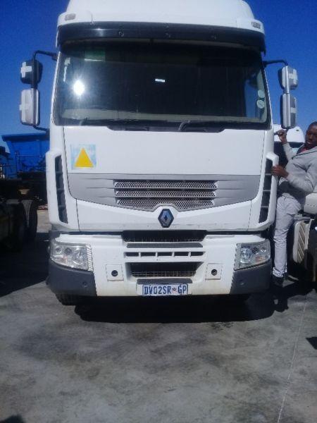 Strong Renault Truck on sale