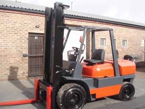 FORKLIFT SALES AND MONTHLY HIRE