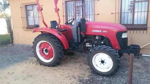 Neat Jinma 454 4x4 tractor
