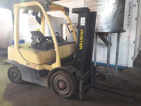 Used 2006 Hyster 2.5 Ton Forklifts for sale