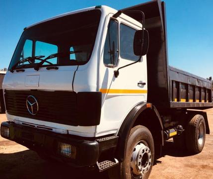 Mercedes Benz 6cube tipper truck on special