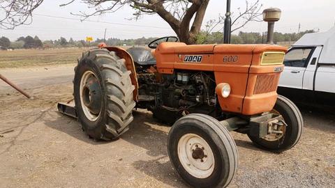 Fiat 600 Tractor with slasher