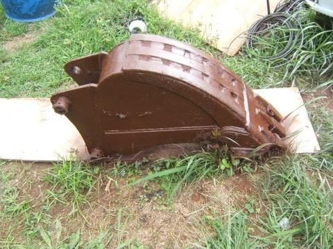 300 mm Trench bucket for TLB