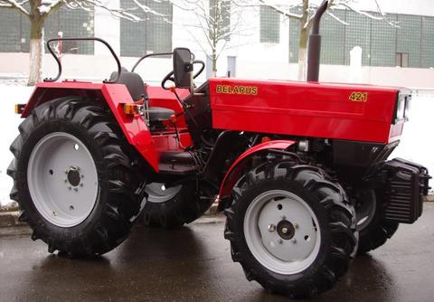 Tractors 27 and 36 kW 4x4