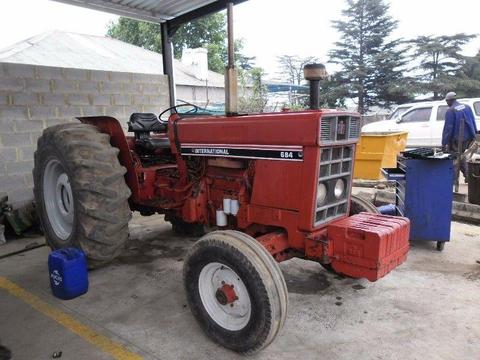 Case International 684 Tractor for Sale