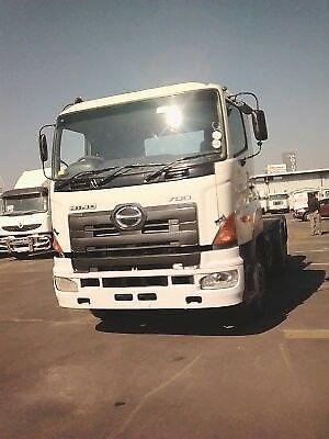 Hino 700 horse with an hydraulic system for a side tipper trailer for sale