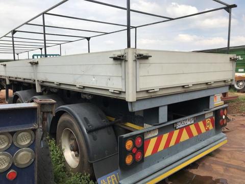 Reduced!!! 2005 Afrit tri axle trailer