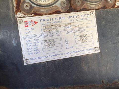 For sale TAND CENTRE axle trailer flat deck