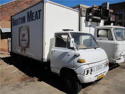 1982 Toyota Dyna Cooler Truck