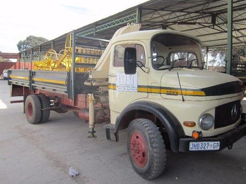 Merc 1213 4x4 Dropside with Hiab 650 Crane