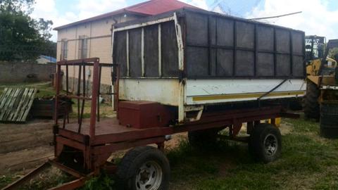 Farm tip traler for sale