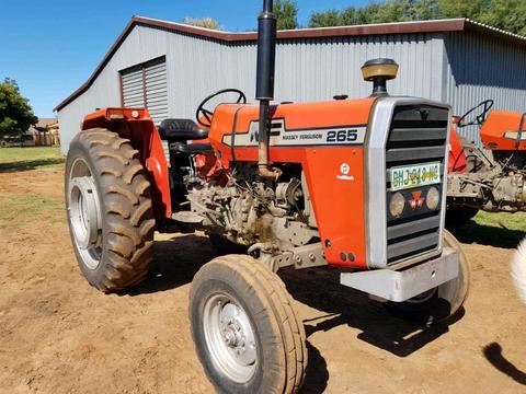 2x Massey Furgeson 265s for sale