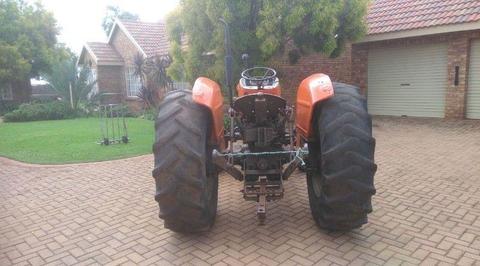 Fiat 680 tractor