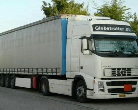 Volvo FH12 truck stripping