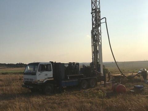 Borehole drilling and exploration rig