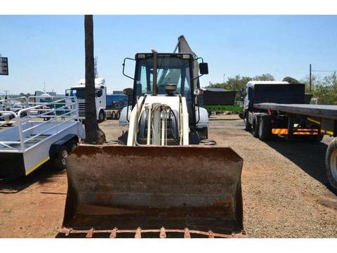 #323 Used 2009 Terex 860 TLB