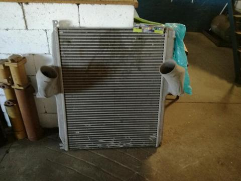 Truck radiators and tanks for sale