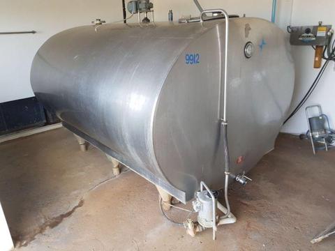 Mueller Milk Cooling Tank