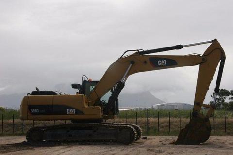 CAT 325D Excavator