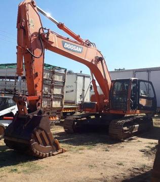2012 DOOSAN DX300 LCA Excavators