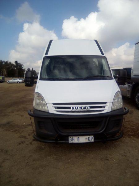 2010 IVECO PANEL VAN AT A VERY LOW AFFORDABLE PRICE ....DIAL 0643937859 BEFORE YOU REGRET IT