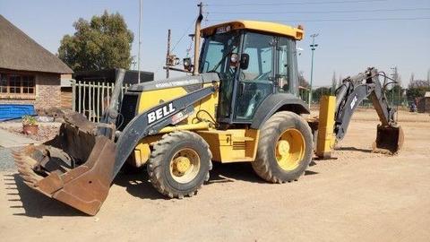 2007 BELL SJ315 (4x4) TLB