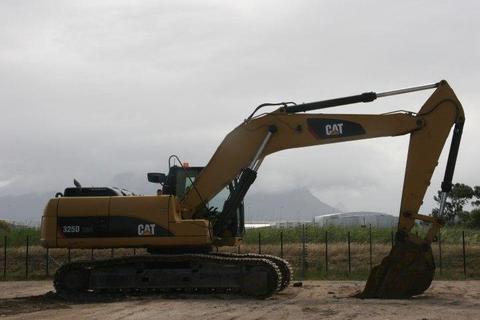 2009 CAT 325D Excavator