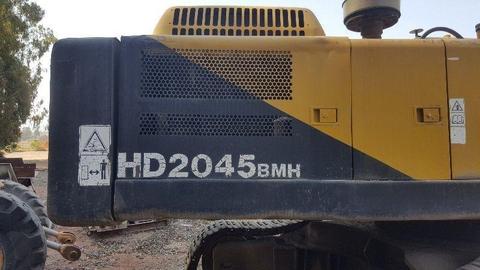 Bell HD2045 Excavator For Sale