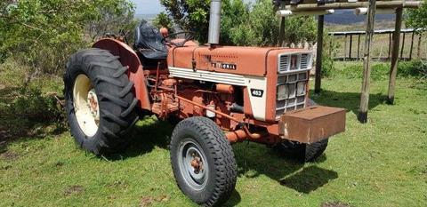 International 453 tractor