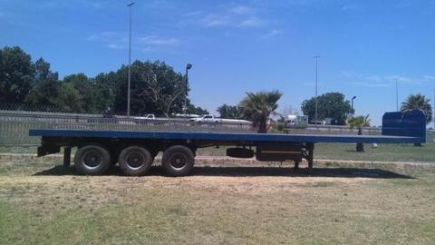 Busaf triaxle flatdeck trailer