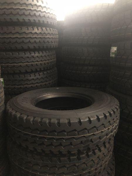 Truck tyres 315/80R22.5