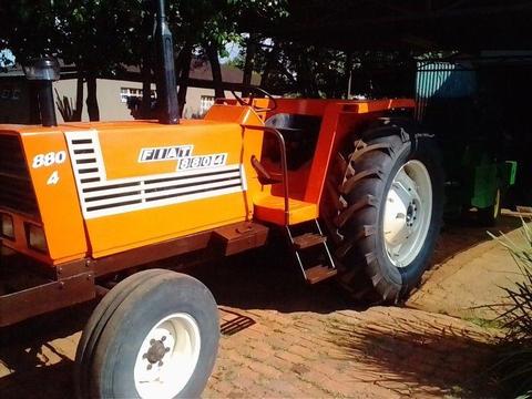FIAT 880 TRACTOR FOR SALE