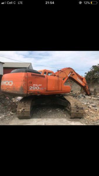 Daewoo 29 ton excavator