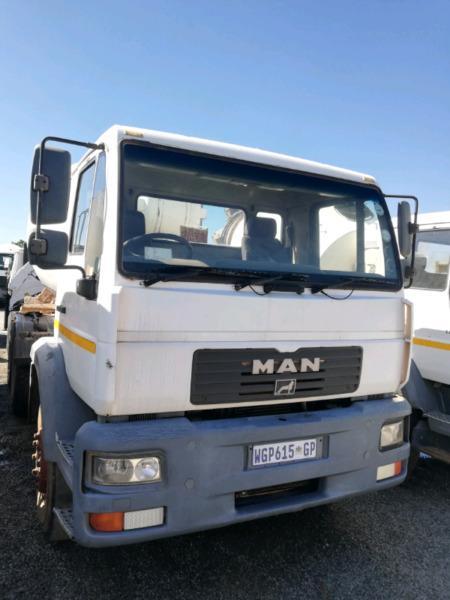 ❃ Became The Next Great Bill Lynch, Get This MAN M2000, 6 Cube Concrete Mixer ❃