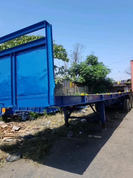 2004 SA TRUCK BODIES TRI AXLE FLAT DECK FOR RENT/SALE