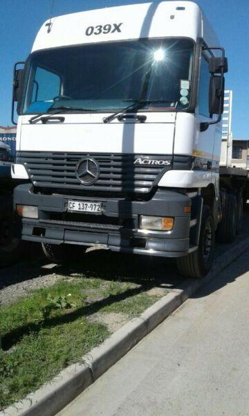 Actros 3348 for sale with trailer 