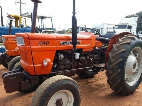 2000 FIAT 640 TRACTOR 