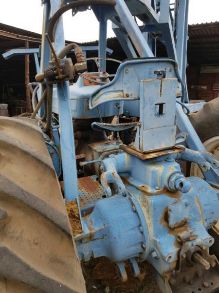 Ford 5000 tractor for sale 