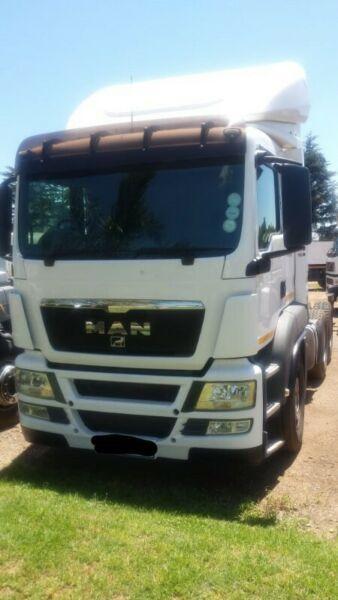 Appealing price on great truck tractor unit 
