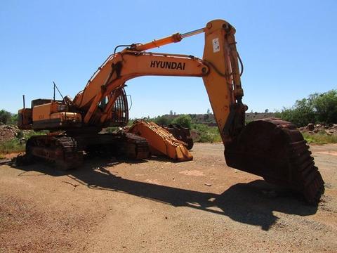 Hyundai Robex 520LC-9 Excavator - ON AUCTION 