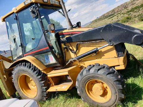 2007 Cat 424D 4wd tlb 